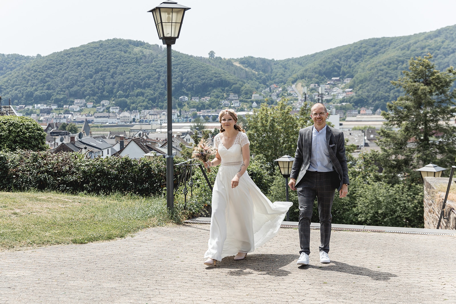 Tania Flores Hochzeitsfotograf Burg Brohleck