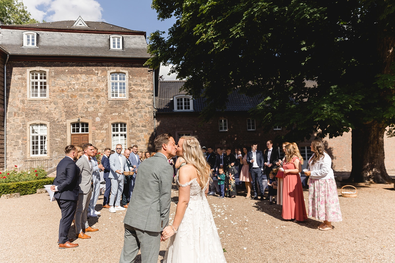 Tania Flores Hochzeitsfotograf Köln Schloss Wahn