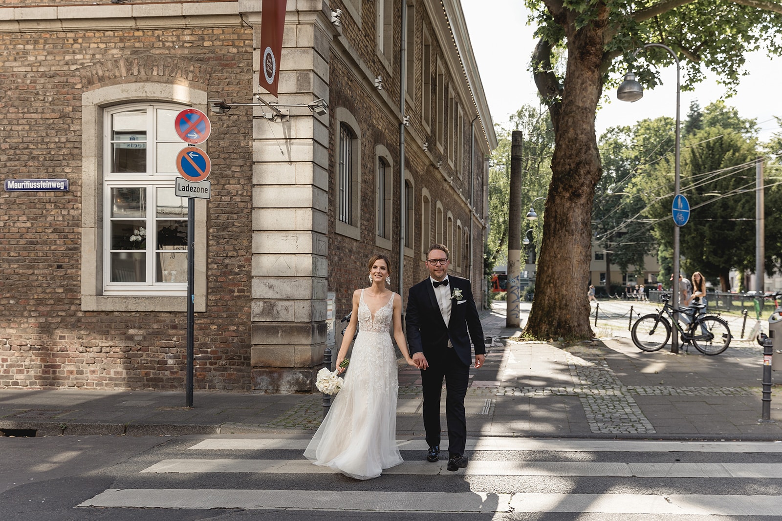 Tania Flores Hochzeitsfotograf Köln Wolkenburg